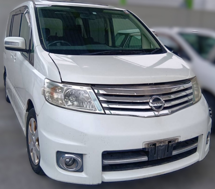 日産 セレナ