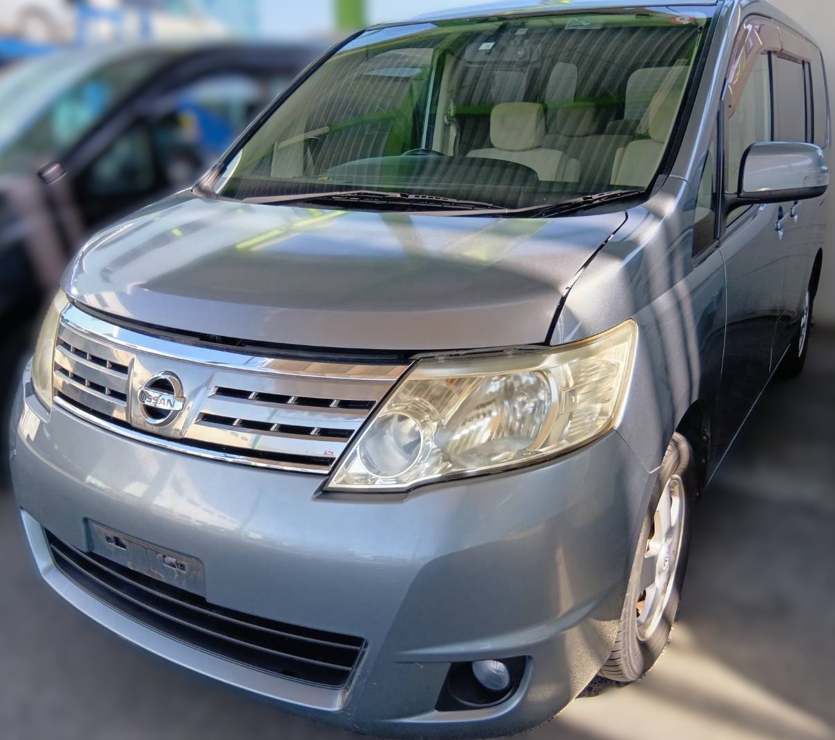 日産 セレナ
